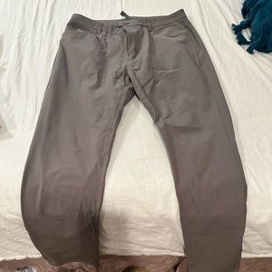 Vuori men’s meta pants size 36x34